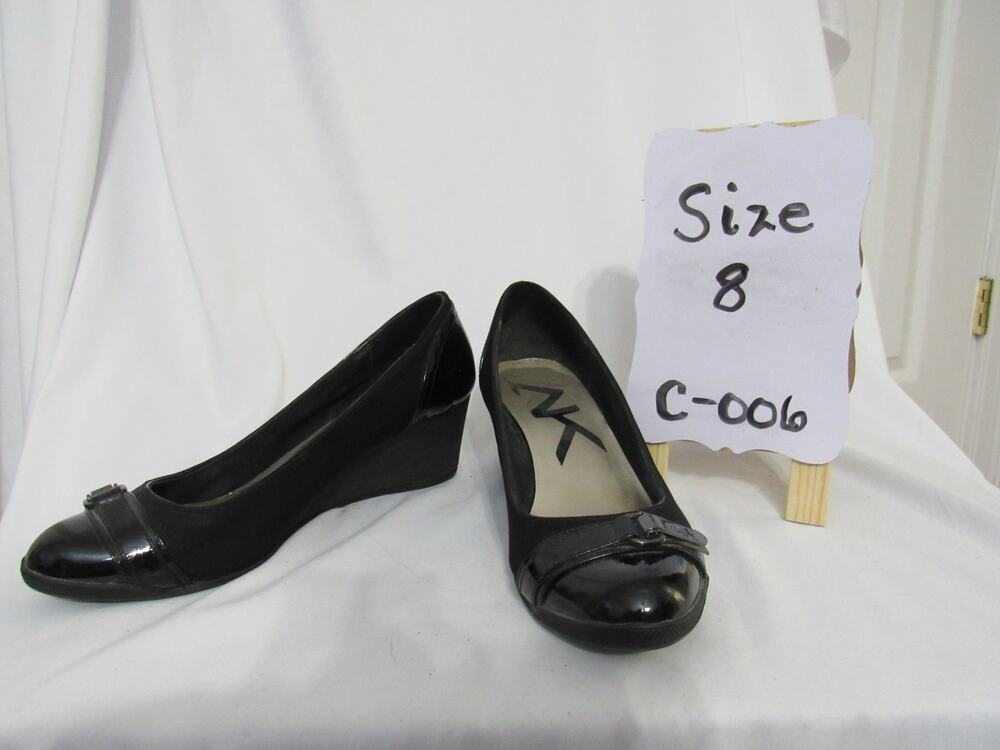 Anne Klein Sport size 8